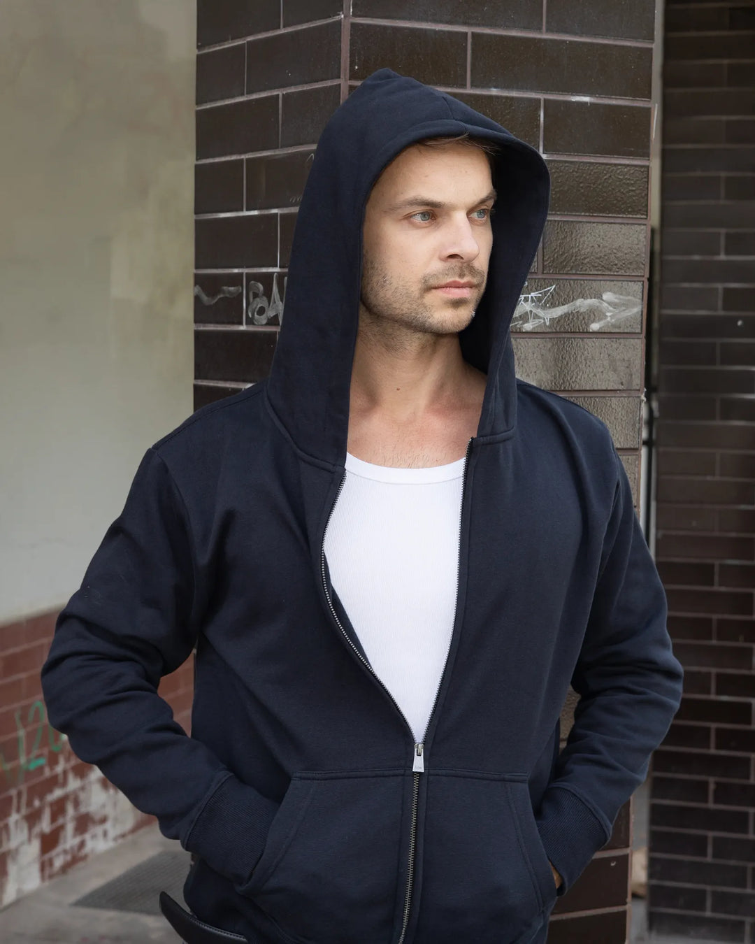 Bluza rozpinana z kapturem