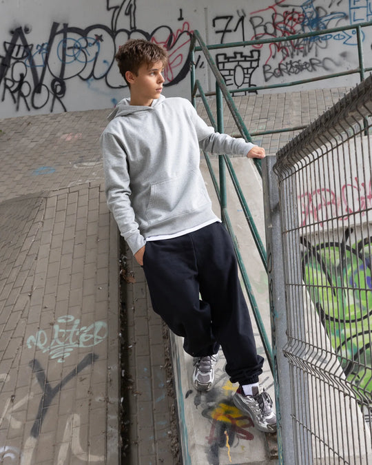 Spodnie dresowe ze ściągaczem u dołu